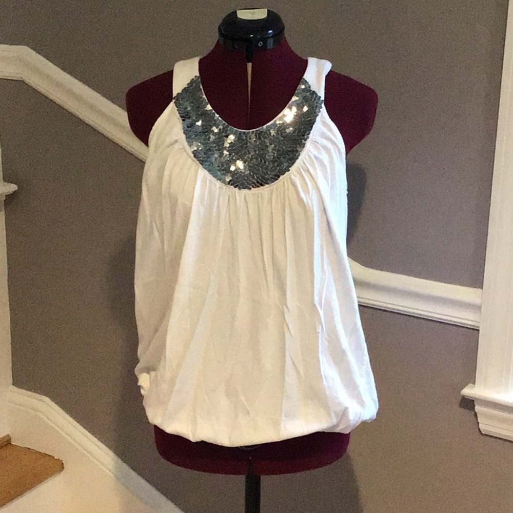 Jennifer Lopez white tank top with silver sequence